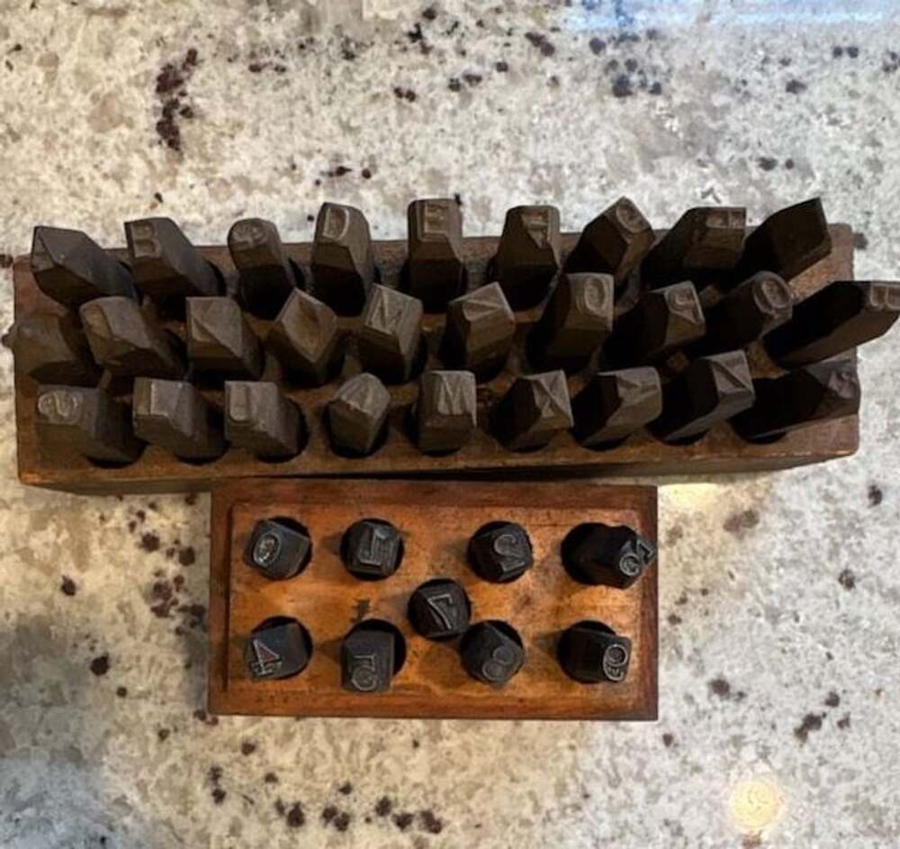 Vintage Millers Falls Co. No. 1550 1/4" Steel Figures Punch Set in Wood Box